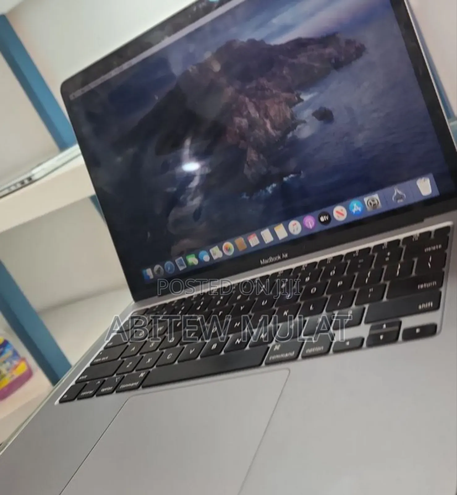 New Laptop Apple MacBook Air 2020 16GB Intel Core i7 SSD 512GB