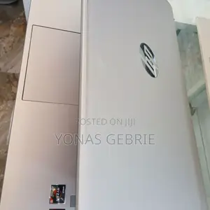 Photo - New Laptop HP Pavilion 15 8GB AMD Ryzen 5 SSD 512GB