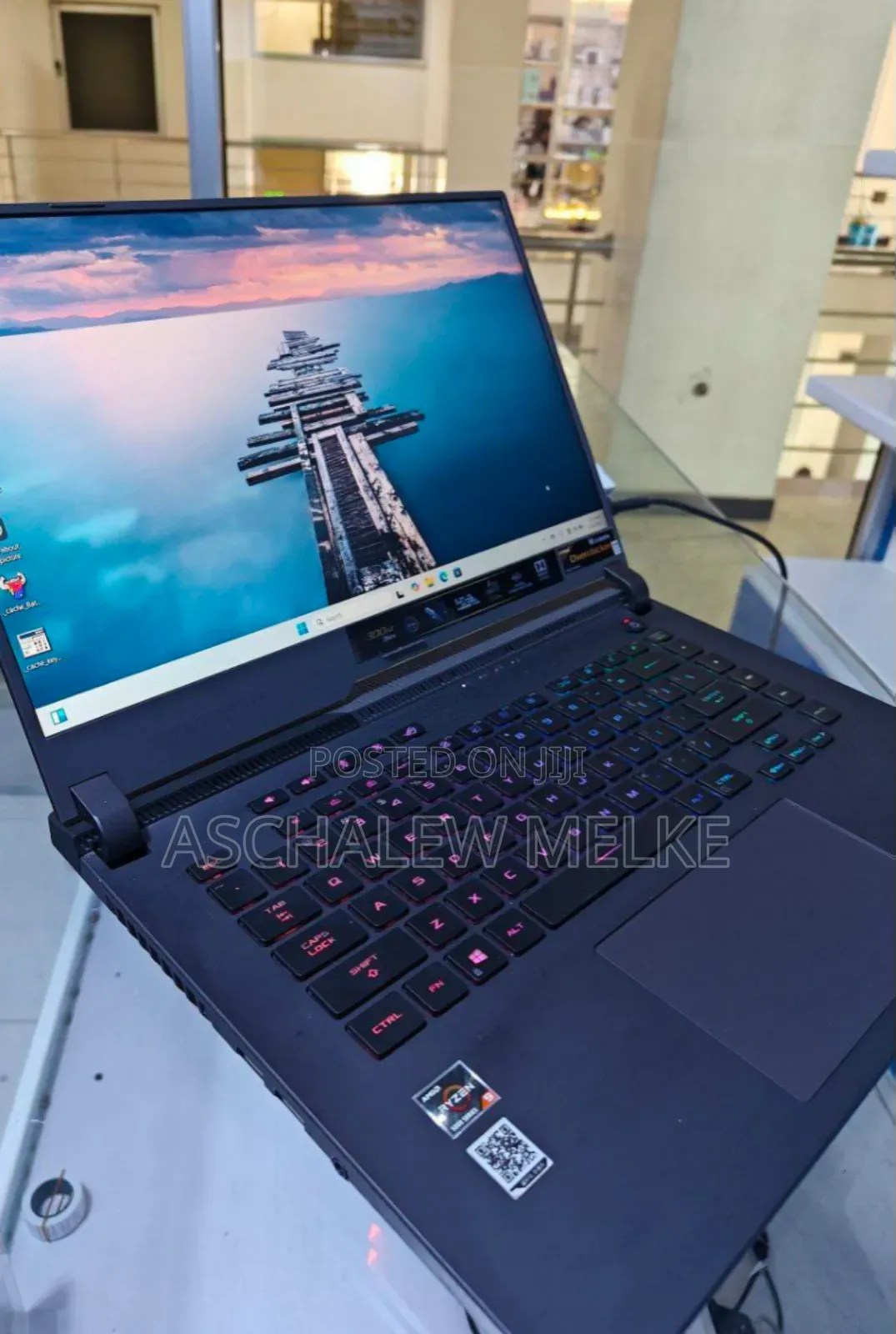 New Laptop Asus ROG Strix G15 32GB AMD Ryzen 9 SSD 512GB