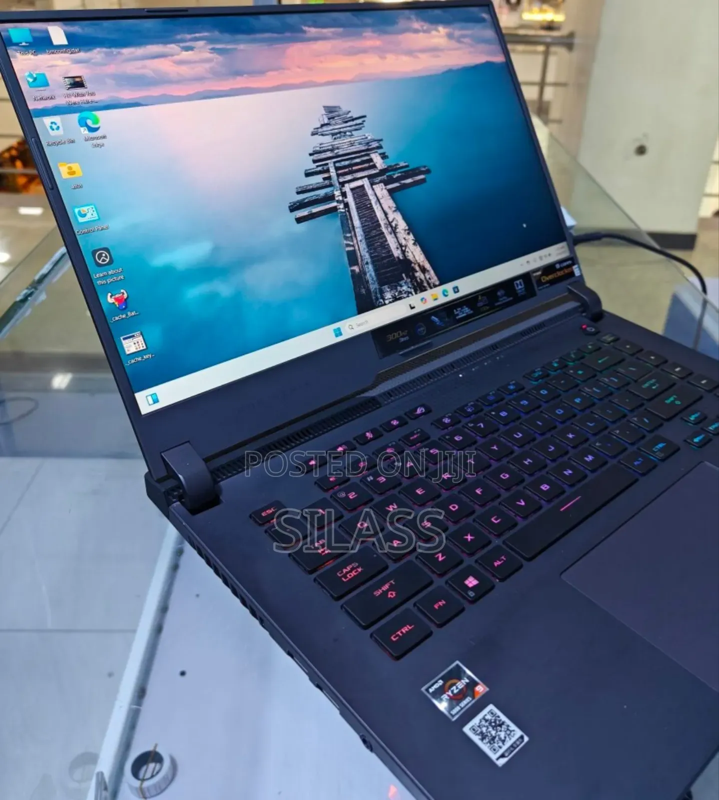 New Laptop Asus ROG Strix G15 32GB AMD Ryzen 9 SSD 512GB