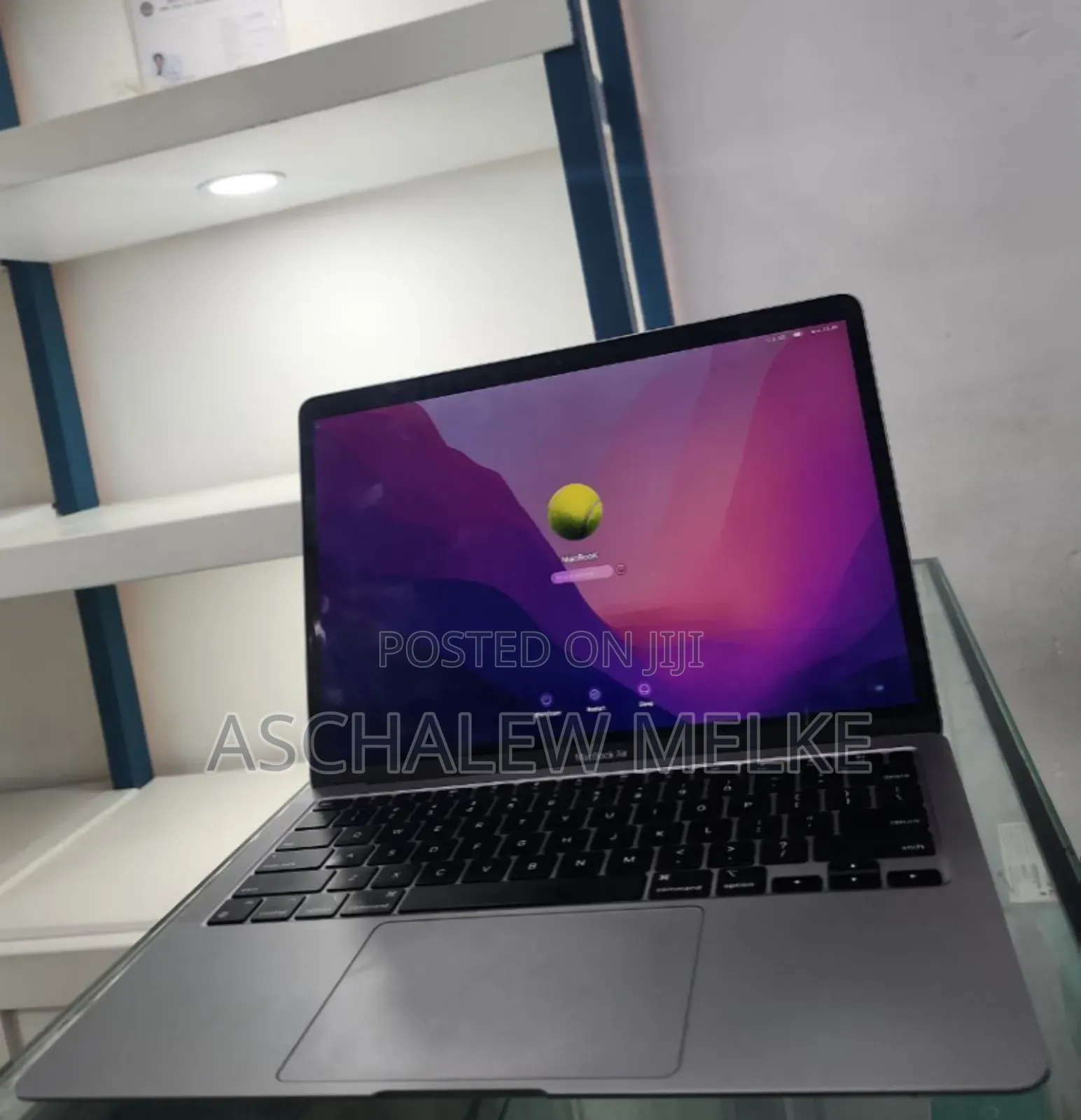 New Laptop Apple MacBook Air 2020 M1 8GB Apple M1 SSD 256GB