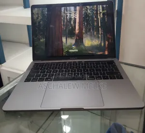 Laptop Apple MacBook Pro 2018 8GB Intel Core I5 SSD 512GB