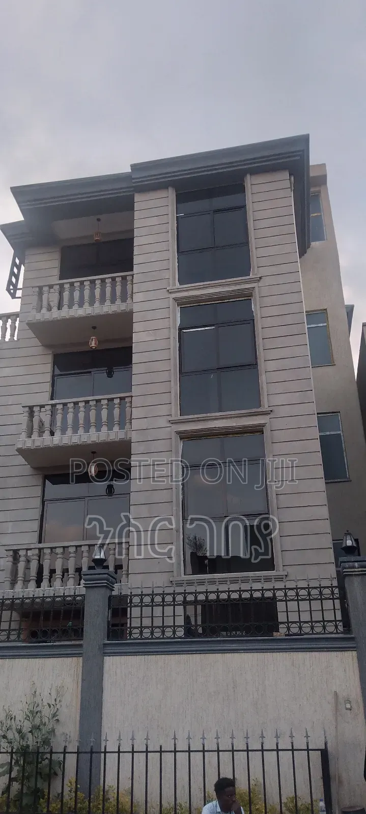 Furnished 9bdrm Apartment in Ayat Kibr Demena, Yeka for sale
