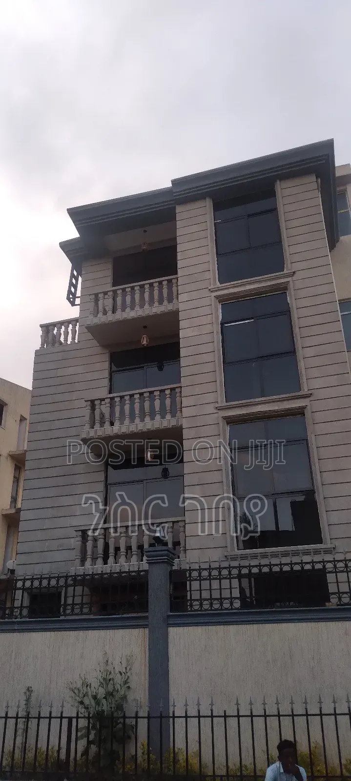 Furnished 9bdrm Apartment in Ayat Kibr Demena, Yeka for sale