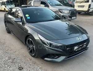 Photo - Hyundai Avante 2021 Gray