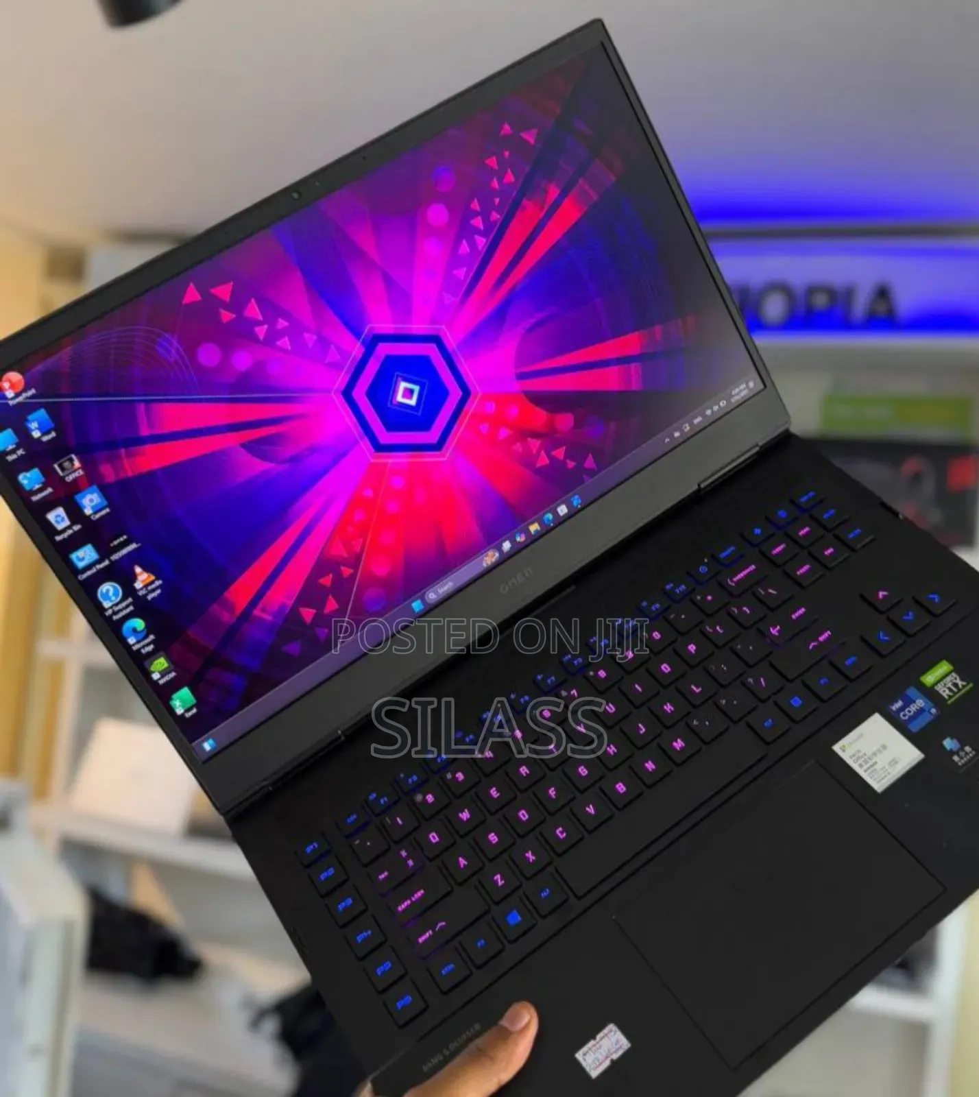 New Laptop HP Omen 17 32GB Intel Core I9 SSD 3T