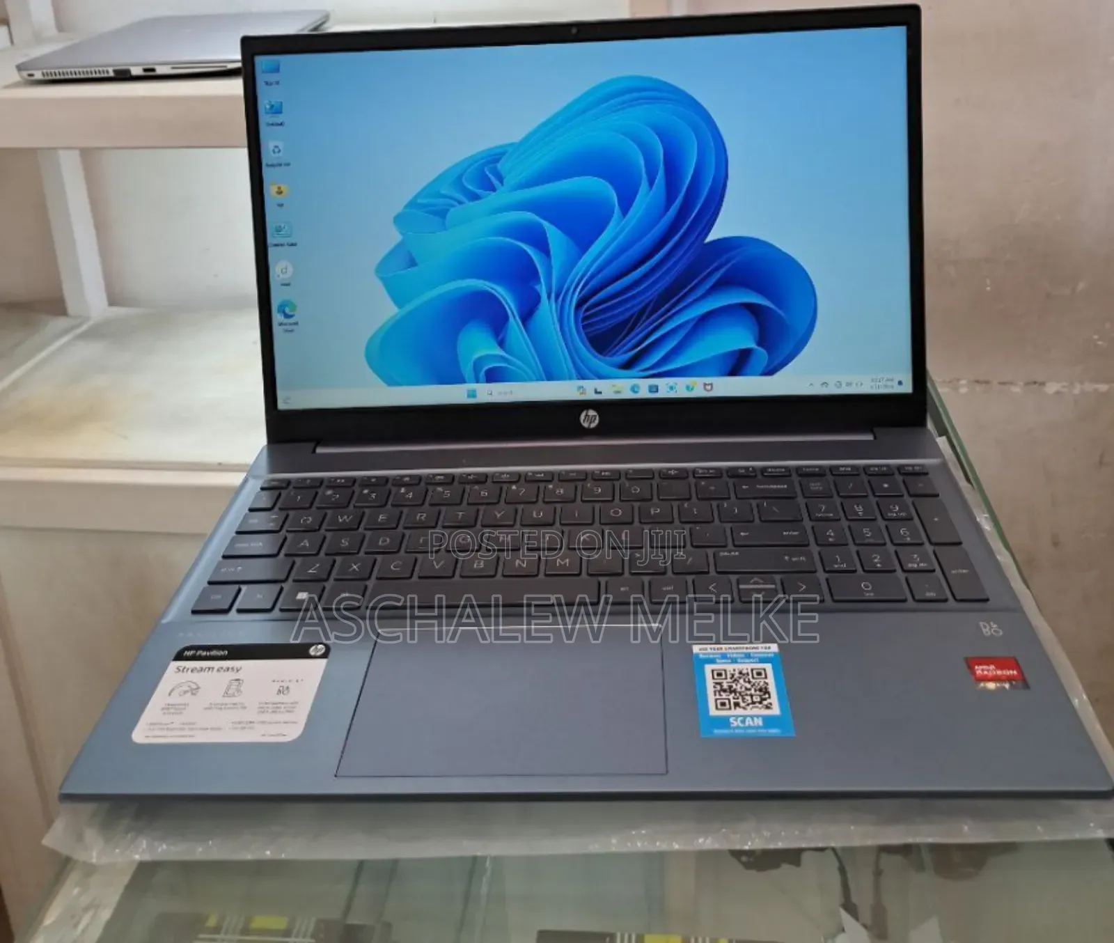 New Laptop HP Pavilion 15 8GB AMD Ryzen 5 SSD 512GB