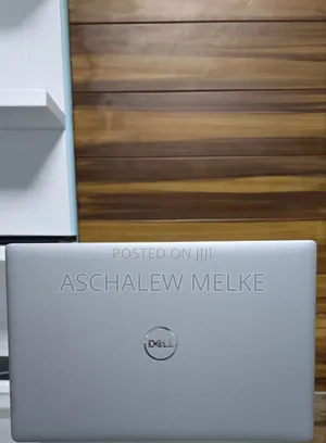 New Laptop Dell Precision 15 3520 32GB Intel Core I7 SSD 512GB