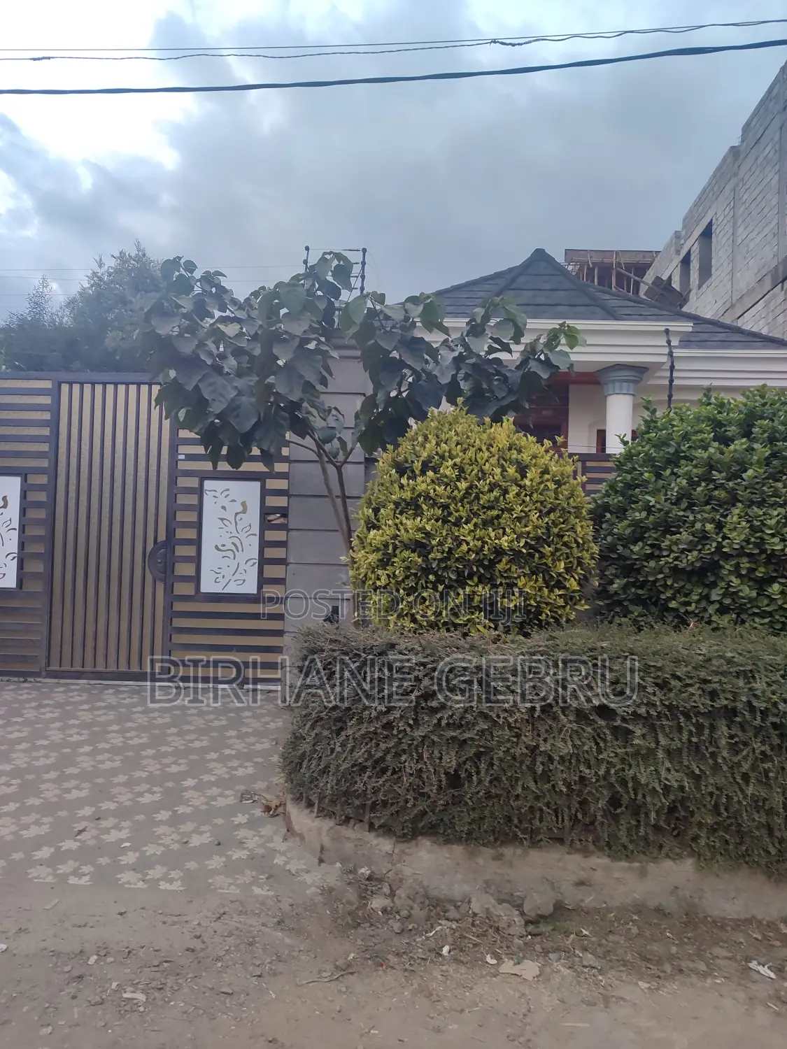 5bdrm Villa in Villa House, Yeka for rent