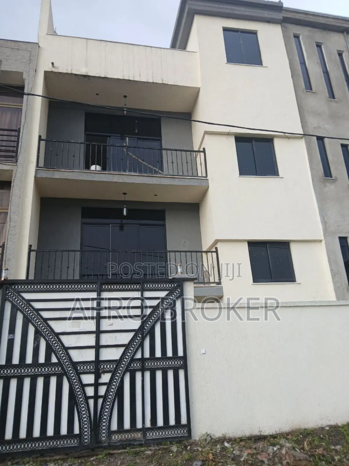 Furnished 6bdrm House in Kalty, Akaky Kaliti for sale