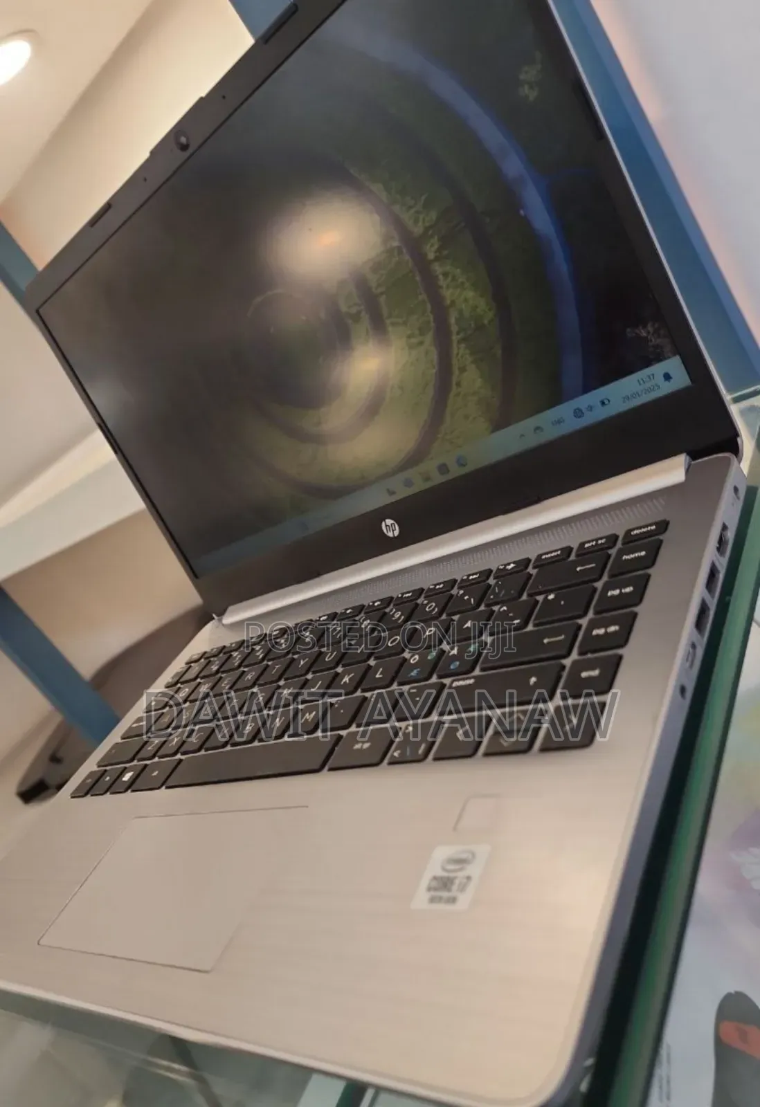 New Laptop HP Stream Notebook 8GB Intel Core I7 HDD 1T