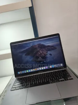 New Laptop Apple MacBook Air 2022 M2 16GB Intel Core I7 SSD 512GB