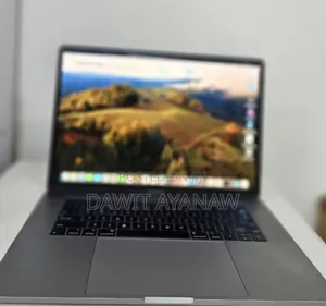 Photo - New Laptop Apple MacBook Pro 2018 16GB Intel Core I5 SSD 512GB