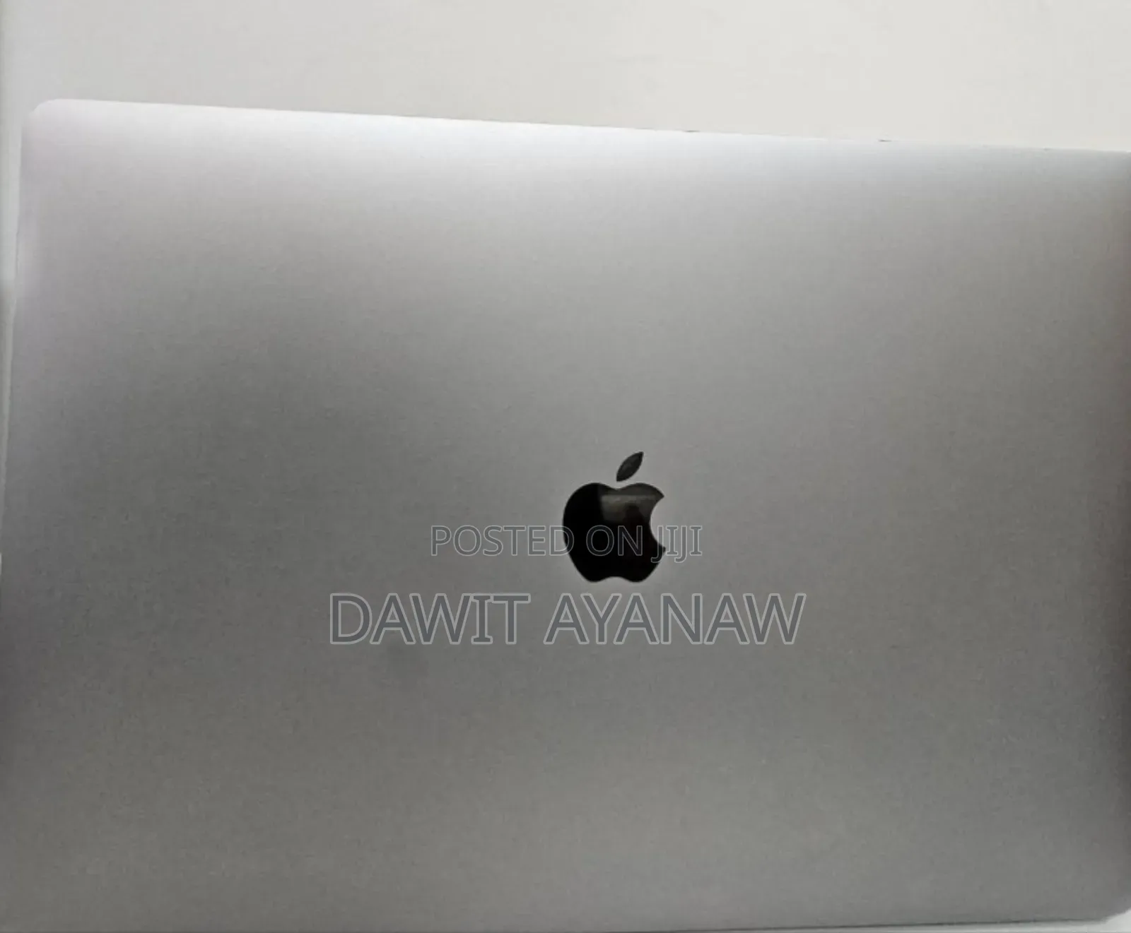 New Laptop Apple MacBook Pro 2018 16GB Intel Core I5 SSD 512GB