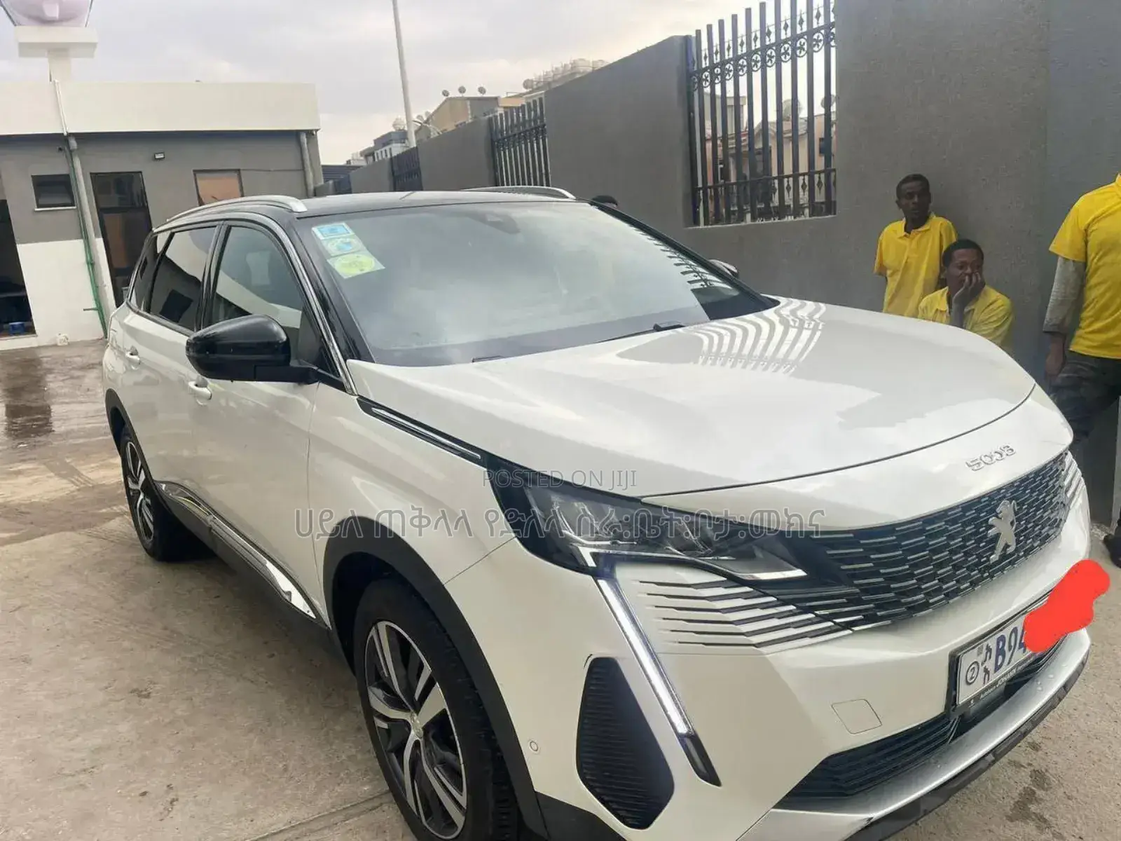 Peugeot 5008 2022 White