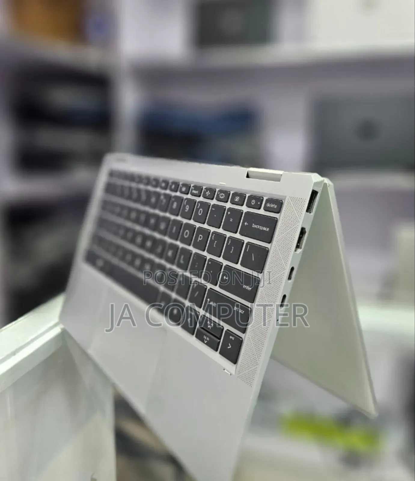 New Laptop HP EliteBook X360 1030 G8 16GB Intel Core I7 SSD 512GB