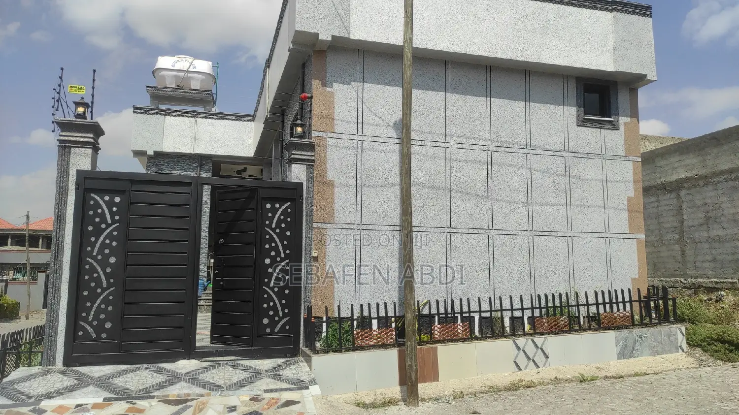 Furnished 4bdrm House in L-Shape House, East Shewa for sale