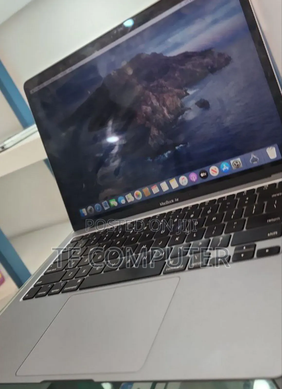 New Laptop Apple MacBook Air 2020 16GB Intel Core I7 SSD 512GB