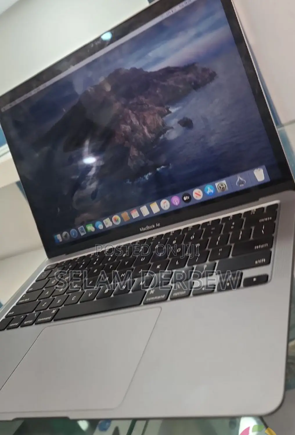 New Laptop Apple MacBook Air 2020 16GB Intel Core I7 SSD 512GB