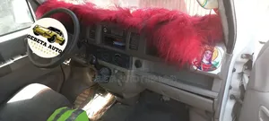 Suzuki Every Wagon 2012 White