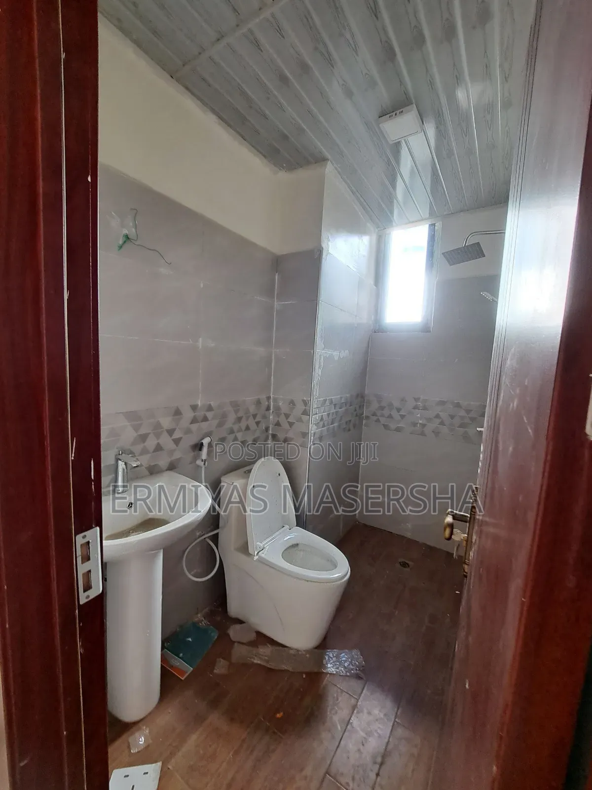 Furnished 1bdrm Apartment in Yeka for sale