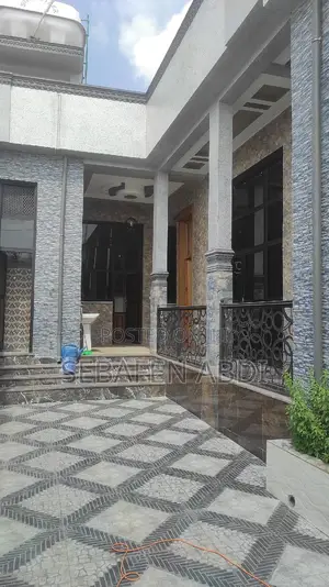 Furnished 4bdrm House in L-Shape House, East Shewa for sale