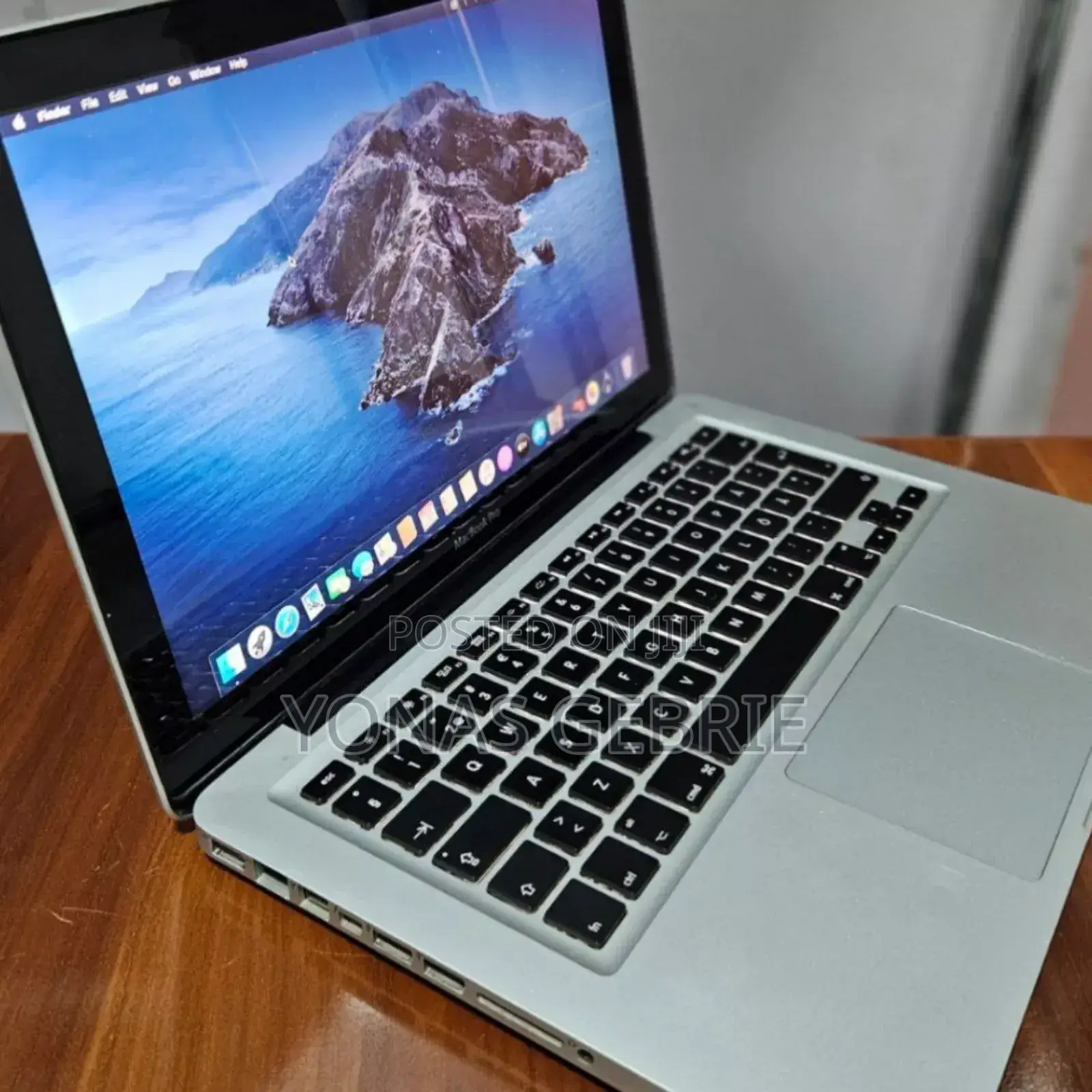 New Laptop Apple MacBook Pro 2012 6GB Intel Core I5 SSD 320GB