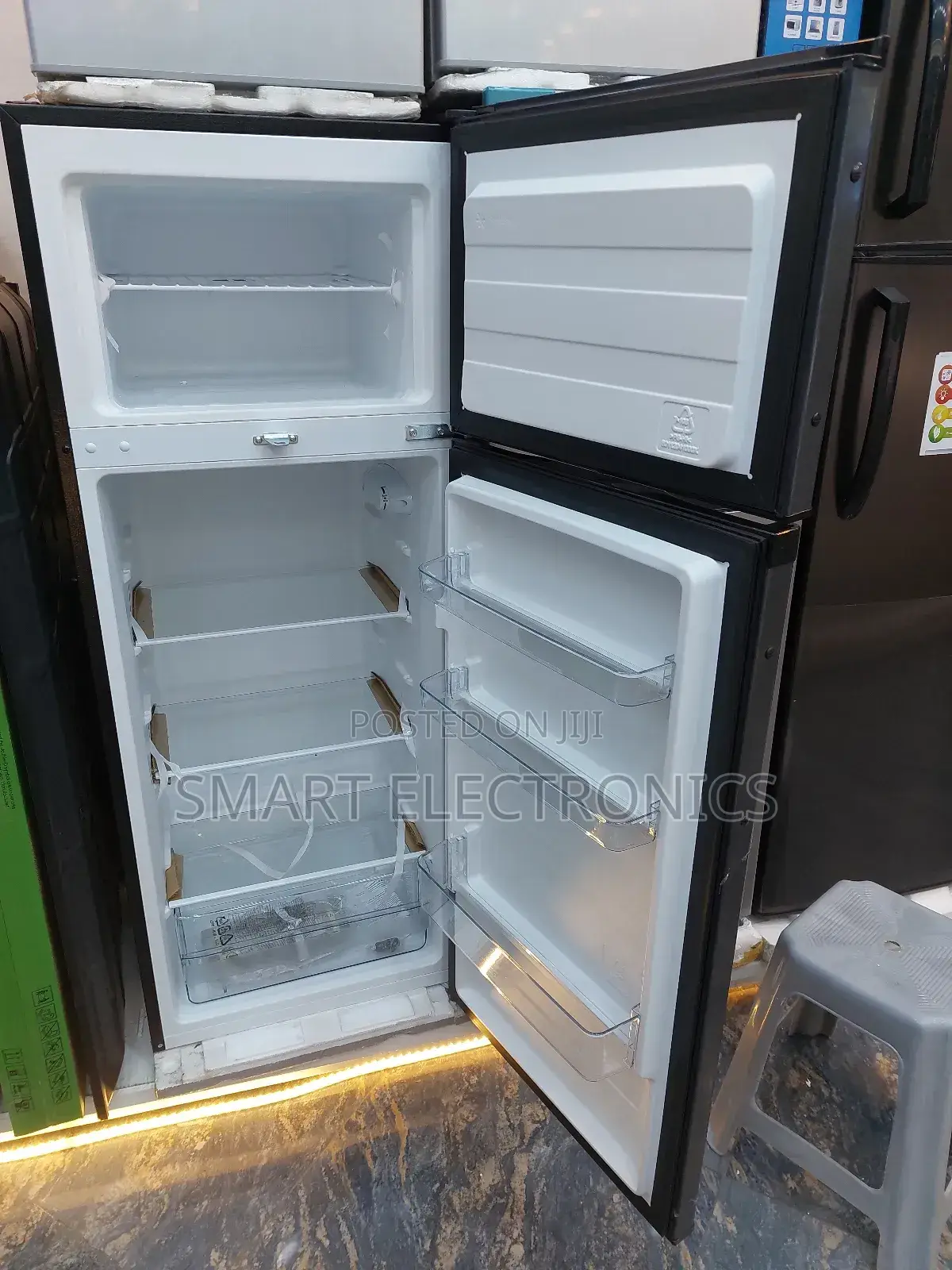 Aston Refrigerator 320L