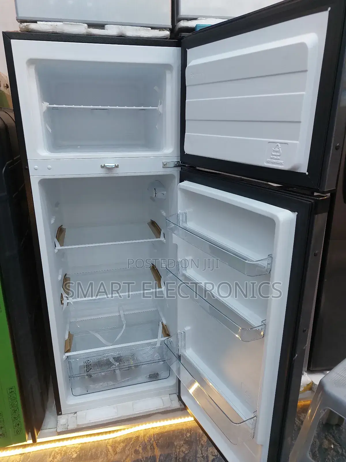 Aston Refrigerator 320L