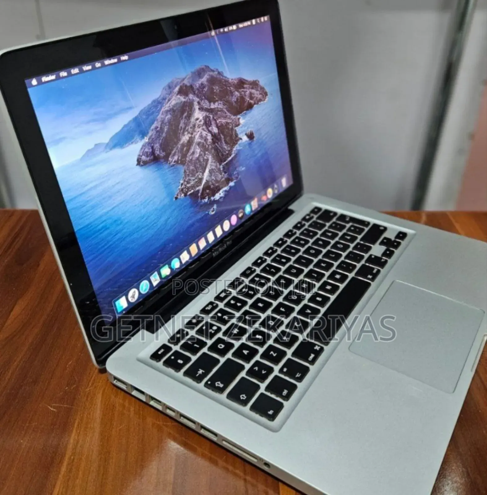 New Laptop Apple MacBook Pro 2012 6GB Intel Core I5 SSD 320GB
