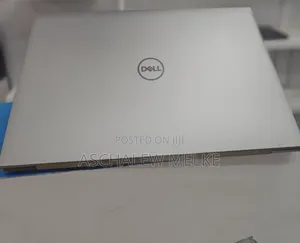 New Laptop Dell Precision 15 3520 16GB Intel Core I5 SSD 512GB