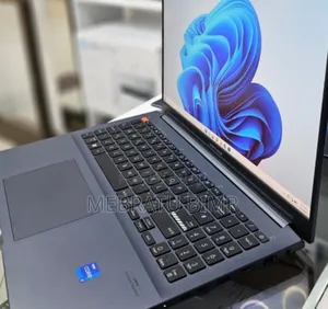 New Laptop Asus Vivobook 16 16GB Intel Core I7 SSD 512GB