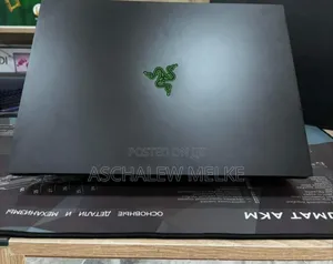 New Laptop Razer Blade 32GB Intel Core I9 SSD 2T