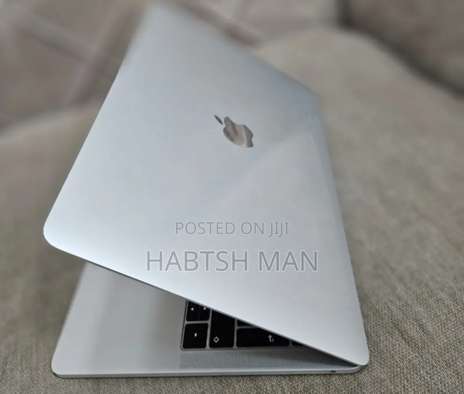 New Laptop Apple MacBook Pro 2019 8GB Intel Core I5 SSD 128GB