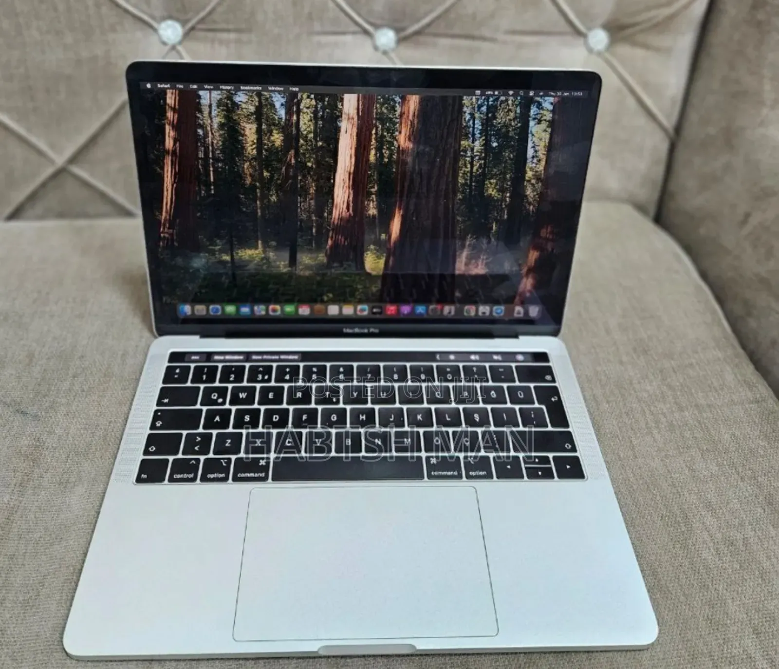 New Laptop Apple MacBook Pro 2019 8GB Intel Core I5 SSD 128GB