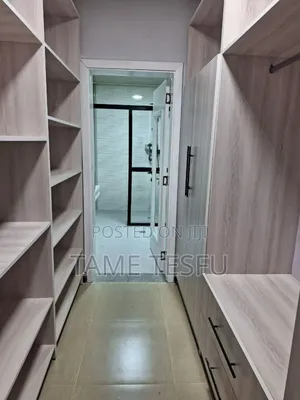 Furnished 5bdrm House in Jakiros, Bole for sale