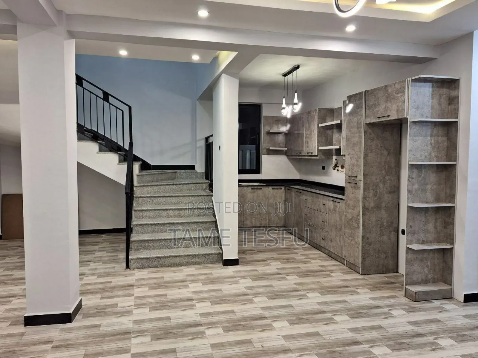 Furnished 5bdrm House in Jakiros, Bole for sale