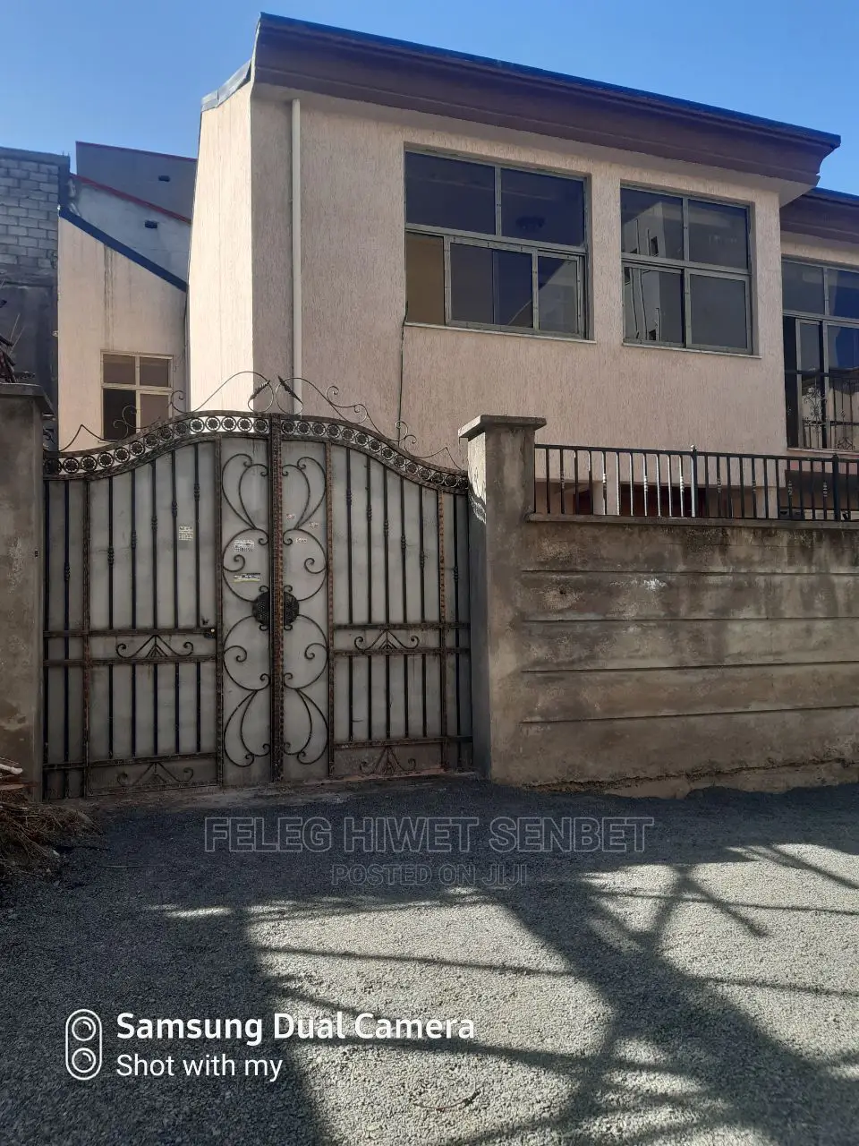 Furnished 6bdrm House in አአ, Bole for Sale