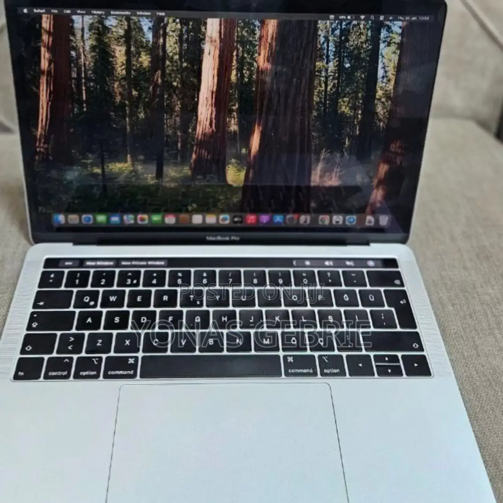 New Laptop Apple MacBook Pro 2019 8GB Intel Core I5 SSD 128GB
