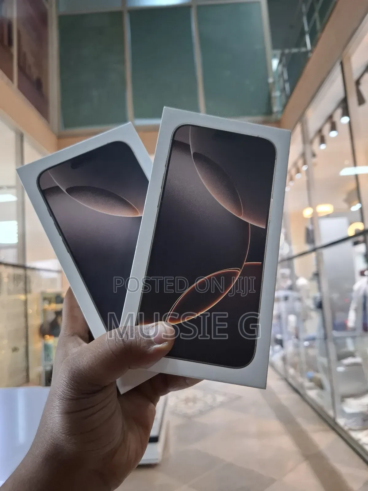 New Apple iPhone 16 Pro Max 256 GB Gold