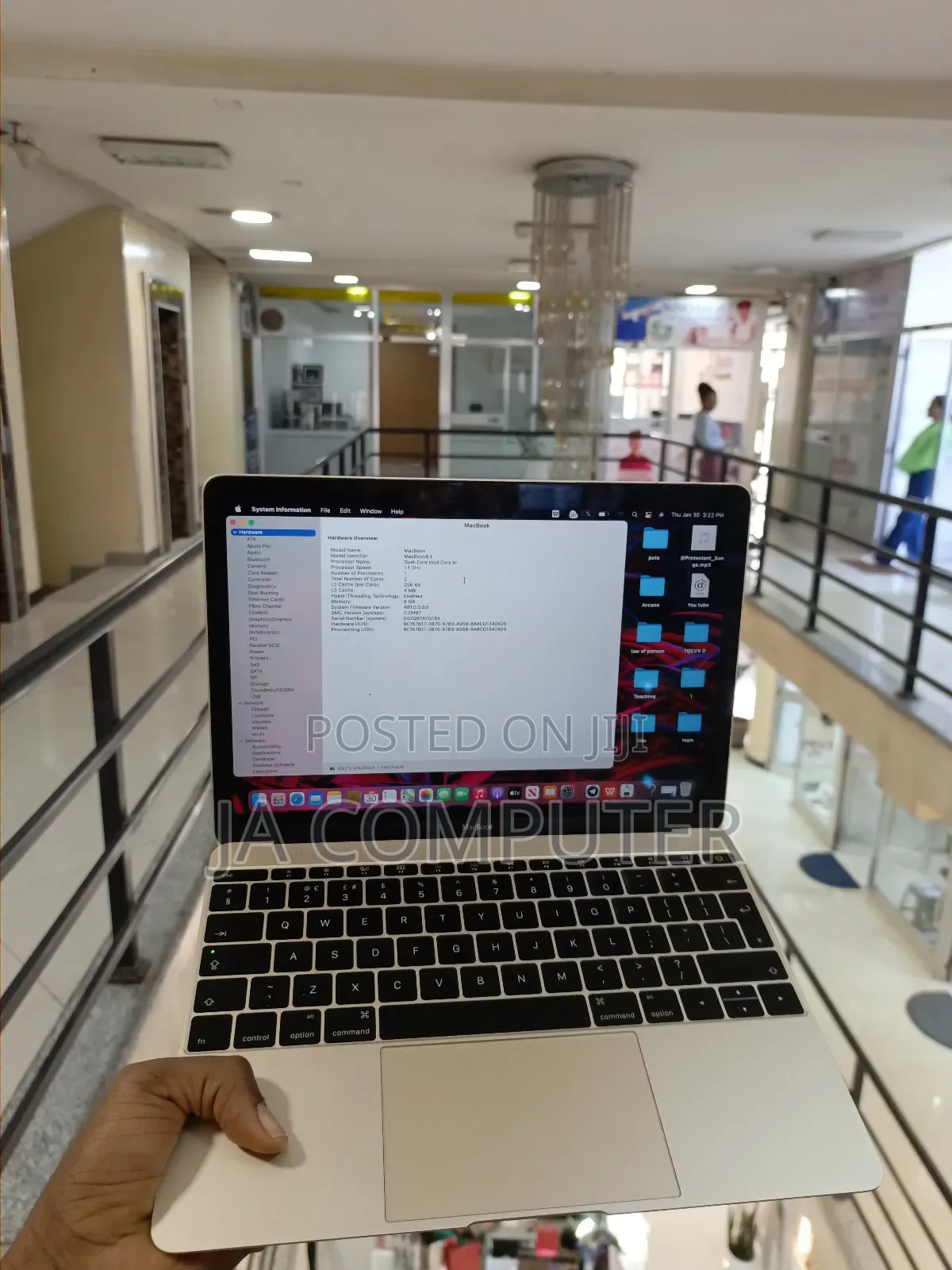 New Laptop Apple MacBook Pro 2015 8GB Intel Core M SSD 256GB