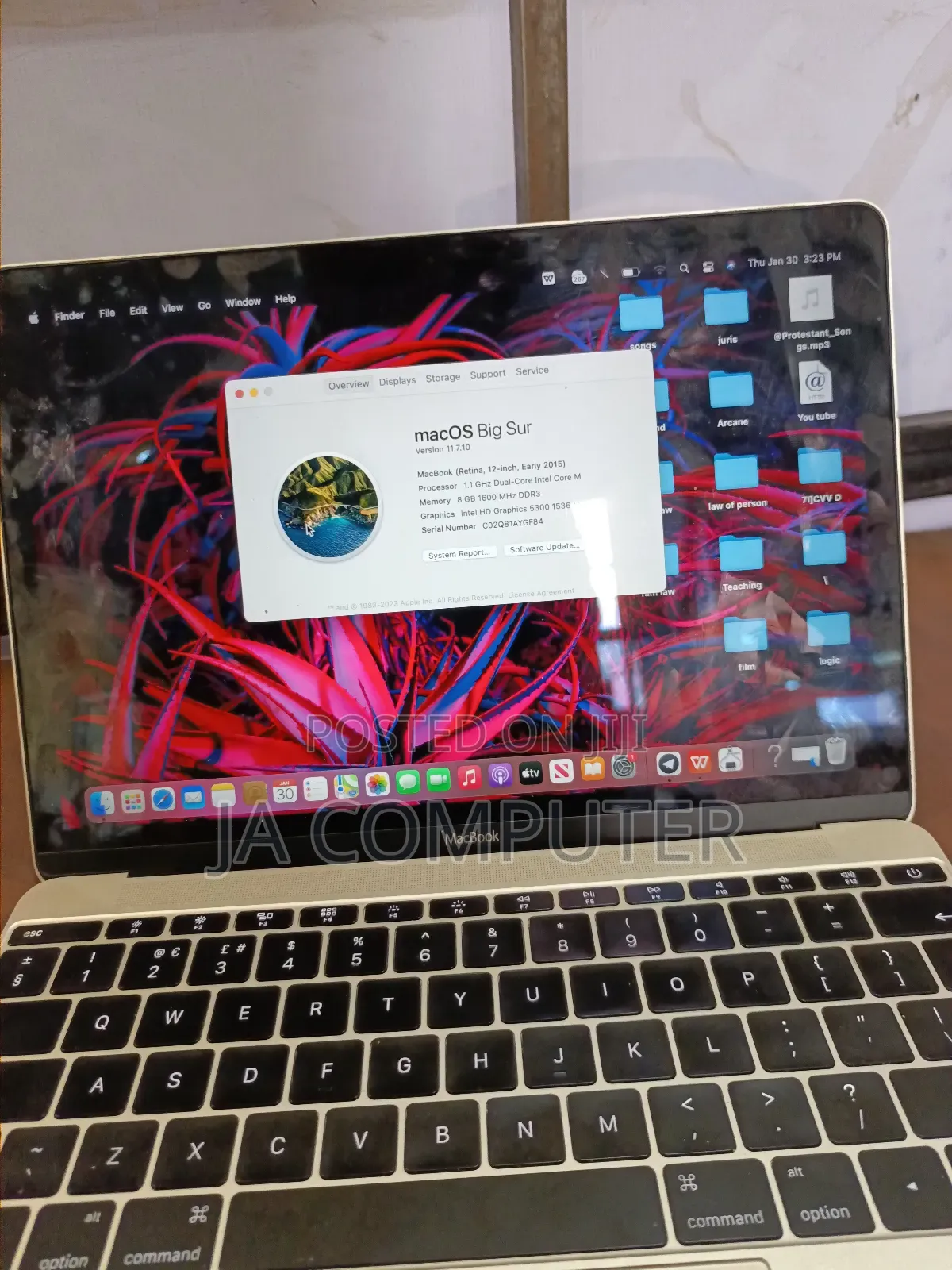 New Laptop Apple MacBook Pro 2015 8GB Intel Core M SSD 256GB