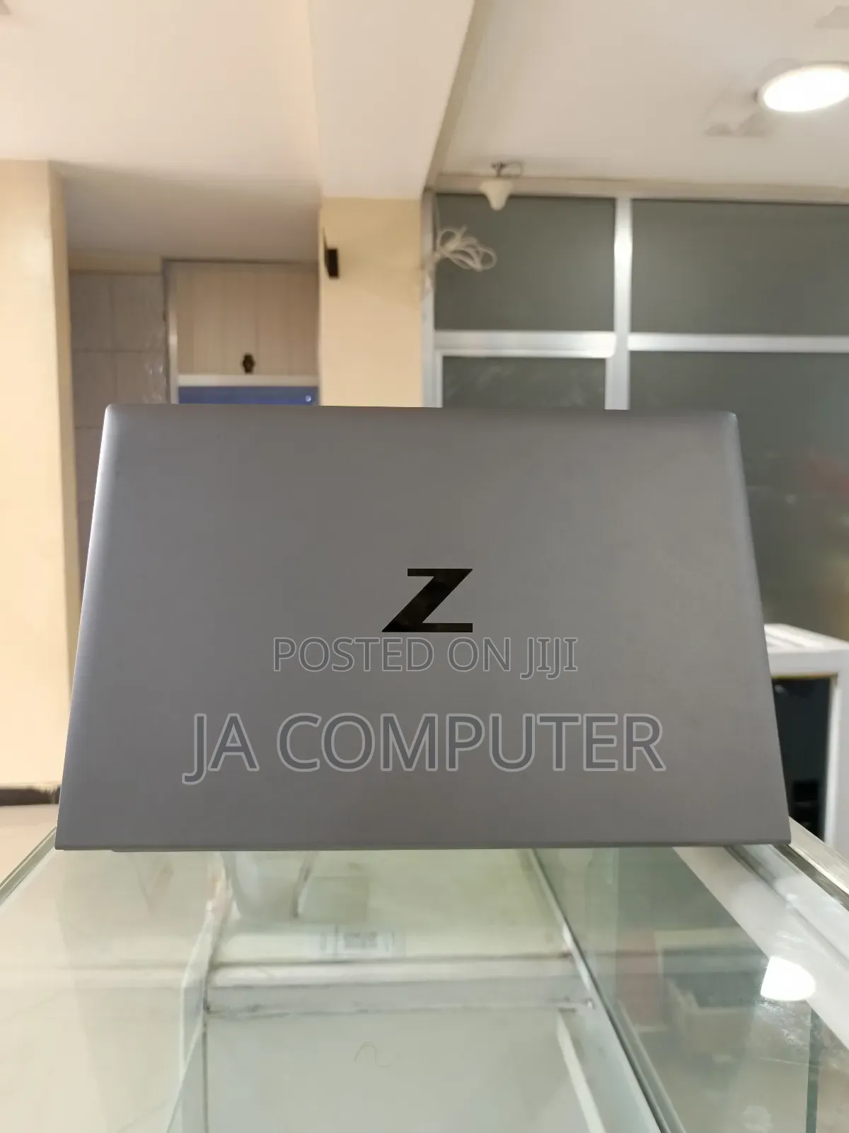 New Laptop HP ZBook Firefly 14 G7 16GB Intel Core I7 SSD 512GB