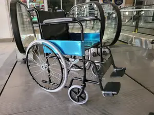 Aluminum Wheelchair咩easily Folded Inserted to Small Space