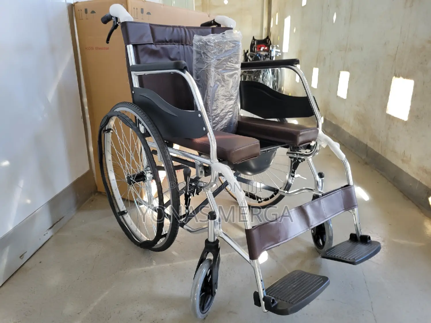 Toilet步folding Wheelchair电for Hospital Use的wheelchair麵ዊልቼር