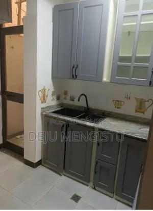 6bdrm House in ሰባ ሁለት, Bole for rent