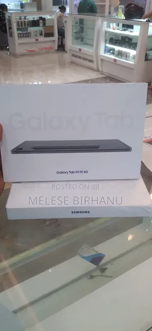 Photo - New Samsung Galaxy Tab S9 FE 128 GB Silver