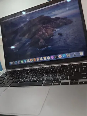 New Laptop Apple MacBook Air 2020 16GB Intel Core I7 SSD 512GB