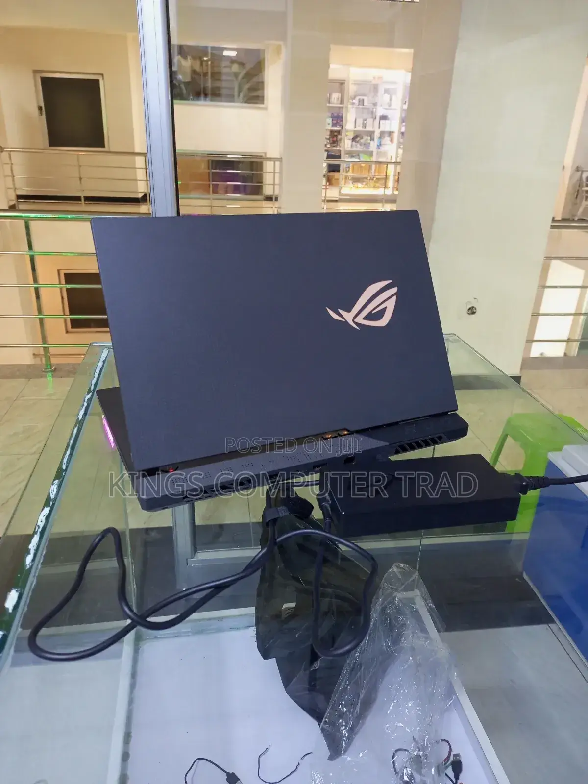 New Laptop Asus ROG Strix G15 32GB AMD Ryzen 9 SSD 512GB