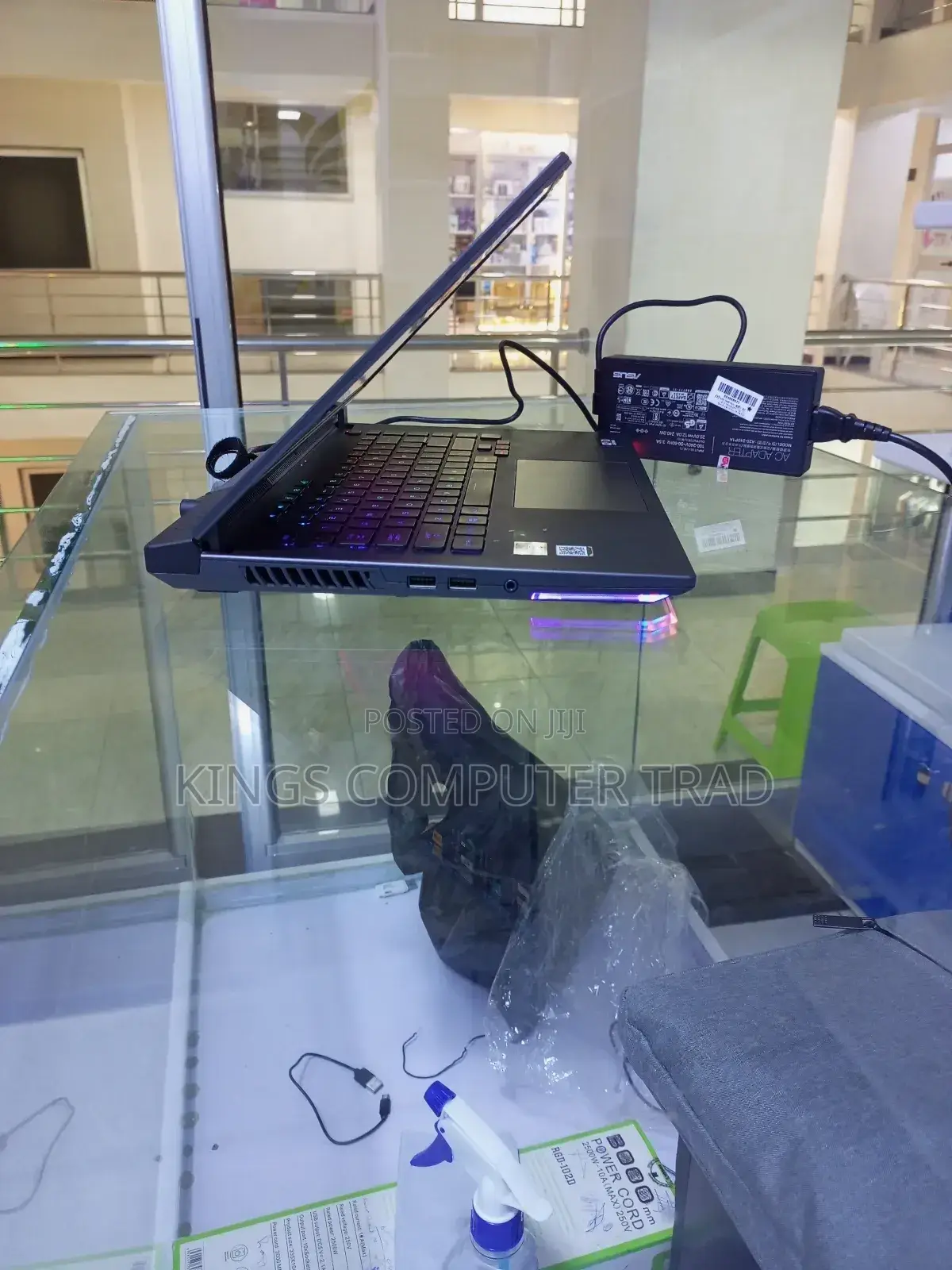 New Laptop Asus ROG Strix G15 32GB AMD Ryzen 9 SSD 512GB